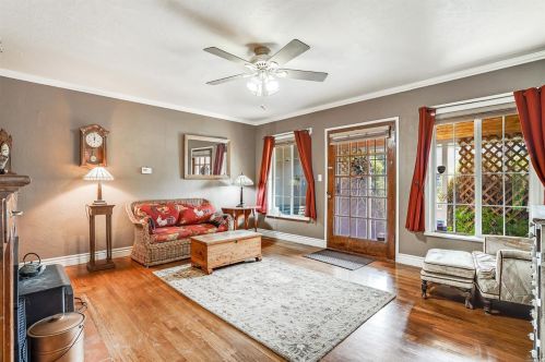 22860 7th St, Hayward, CA 94541-4357