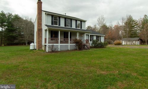 8355 Blossom Point Rd, Welcome, MD 20693-3305