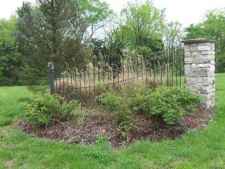 444 Huntington Trails Dr, Festus, MO 63028-5459