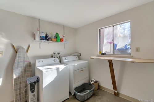 7112 Alabama Dr, Aurora CO 80232-5508 exterior