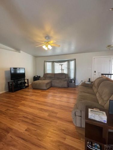 1015 Broken Bow Dr, Pueblo, CO 81007-4093