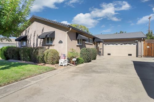 1725 Lodi Ave, Lodi, CA 95242-3120