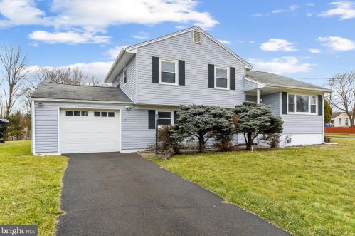 11 Sherbrooke Rd, Trenton, NJ 08638-2411
