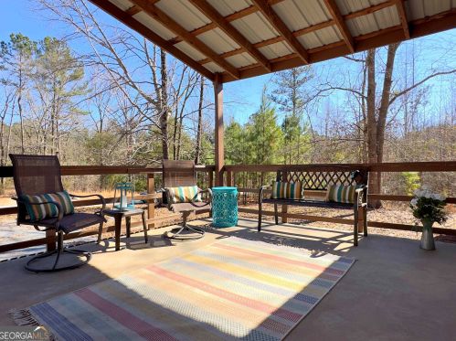 113 Camellia Dr, Forsyth, GA 31029-6419