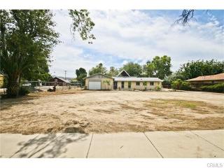 1221 Acacia Ave, Hemet, CA 92543-4520
