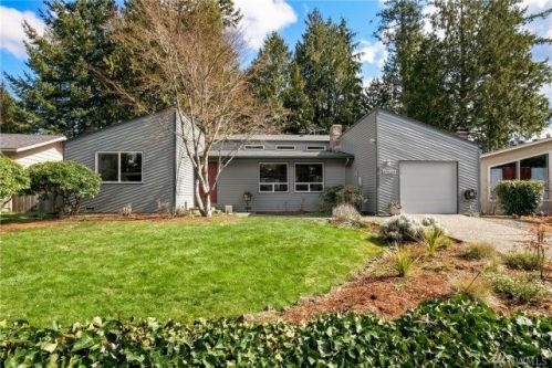 17529 24th Ave, Bothell WA  98012 exterior