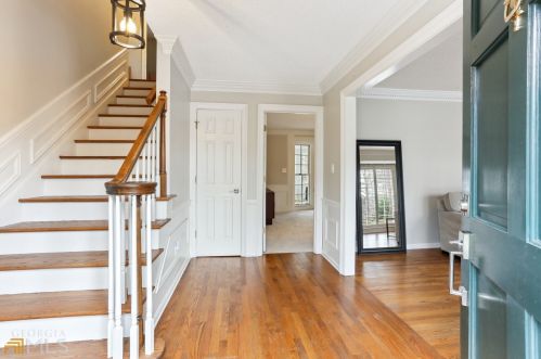 2216 Smoke Stone Cir, Marietta, GA 30062-6056