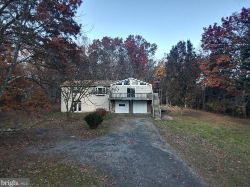 1600 Providence Church Rd, Hedgesville, WV 25427-5190