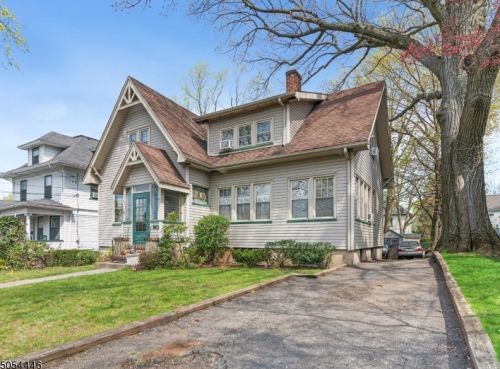 90 Hawthorne Ave, Nutley, NJ 07110-1561