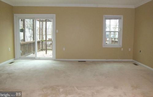 11373 Cromwell Ct, Woodbridge VA  22192-1119 exterior
