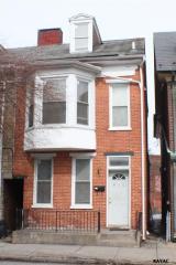 541 Philadelphia St, York PA  17401-3323 exterior