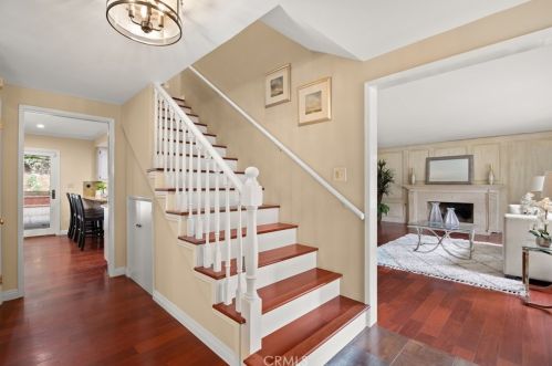 1430 Greenbriar Rd, Glendale CA  91207-1053 exterior