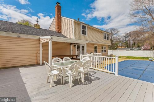 201 Newport Dr, Severna Park MD exterior