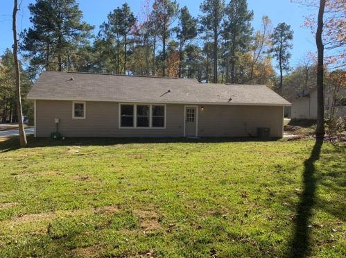 10801 Royal Adrian Dr, Conroe TX  77303-2775 exterior