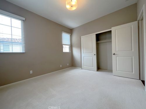 52 Pathway, Irvine CA  92618-8807 exterior