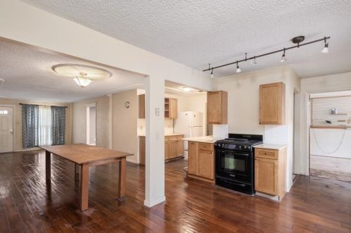 1813 Muse St, Fort Worth TX  76112-3421 exterior