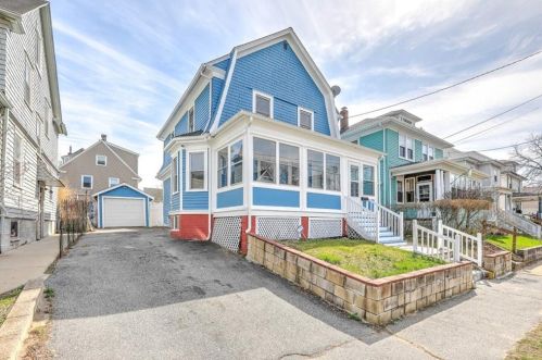 194 Vermont Ave, Providence, RI 02905-4330