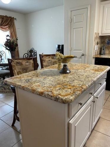 612 Misty Mountain Dr, Fort Worth TX  76140-7532 exterior