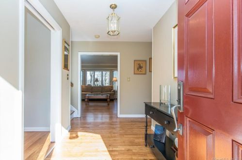 17 Overidge Ln, Wilton, CT 06897-3223