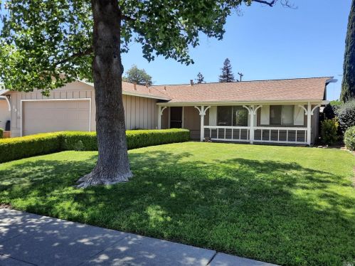 191 Olympic Cir, Vacaville, CA 95687-3305