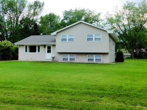 2423 Hel Mar Ln, Joliet, IL 60431-1058