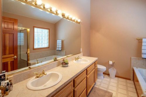 13848 Copenhagen Dr, Truckee CA  96161-6626 exterior