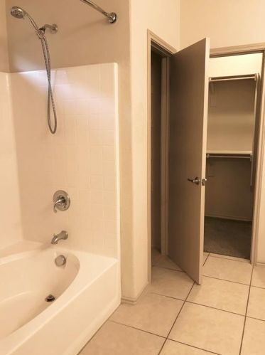 5916 Kristen Dr, Fort Worth TX  76131-1612 exterior