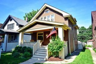 3228 Clarence Ave, Forest View, IL 60402-3557