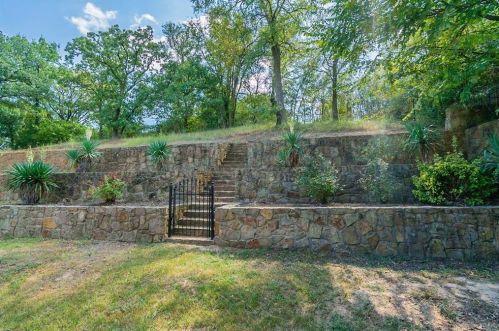 320 Collins, Argyle TX 76226-2357 exterior