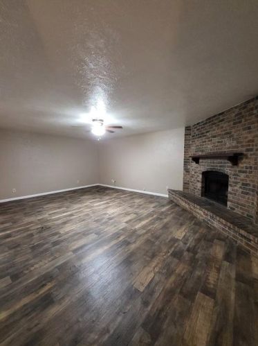 2605 Castanada Cir, Fort Worth TX  76112-6122 exterior