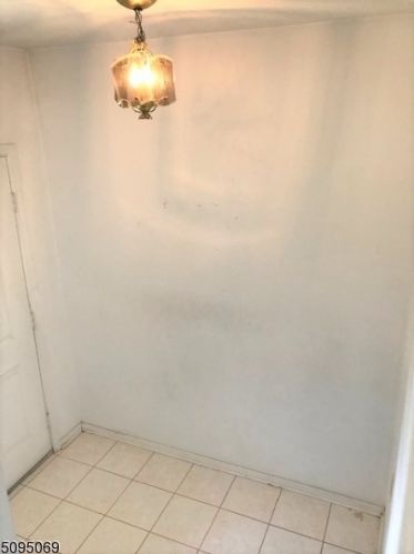 42 Wood Duck Ct, Hackettstown, NJ 07840-3317