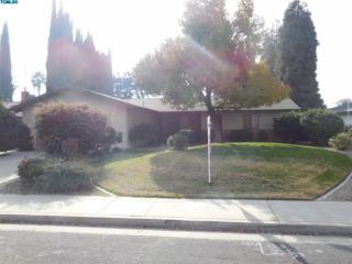 1123 Mary Ave, Visalia, CA 93277-6360