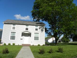 505 Vermillion St, Hilltop, IL 61753-1053