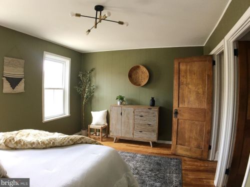 411 Ross St, Lancaster PA  17602-1943 exterior