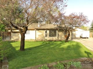 1547 Parkway Dr, Eagle Crest, OR 97756-2524