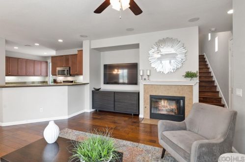 1470 Caminito Sicilia, Chula Vista CA  91915-4142 exterior