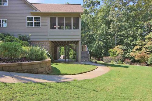 25 Upland Ct, Newnan, GA 30263-7412