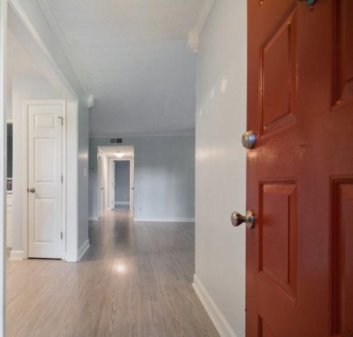 110 Riverview Dr, Marietta, GA 30067-4836