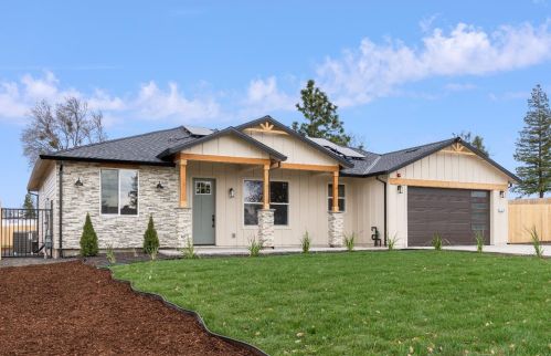 2375 Stearns Rd, Paradise, CA 95969-6043