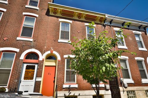 21 Manheim St, Philadelphia, PA 19144-2942