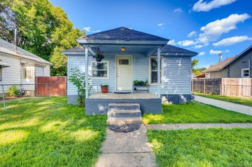 110 Jefferson Ave, Loveland, CO 80537-6406