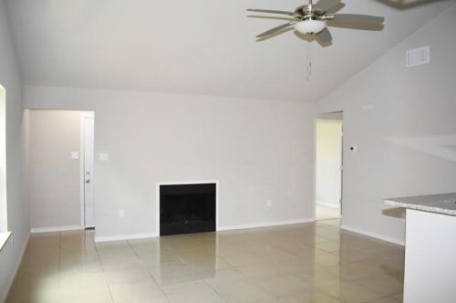 7503 Tiffany Meadows Ln, Fort Worth TX  76140-2449 exterior