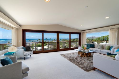 4990 Poola St, Honolulu HI  96821-1458 exterior