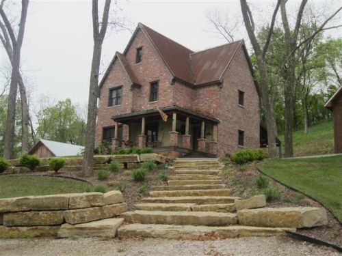 400 Southern Hills Dr, Angola, KS 67337-9634