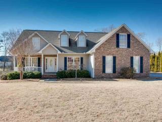 618 Claystone Dr, Inman, SC 29349-7188