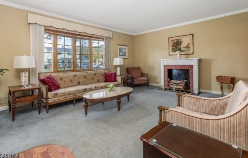 107 Pleasant View Rd, Hackettstown NJ  07840-1017 exterior