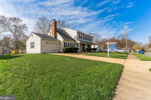 7846 Attleboro Dr, Springfield, VA 22153-2713