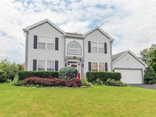 1027 Sonoma Ln, Aurora, IL 60502-8505