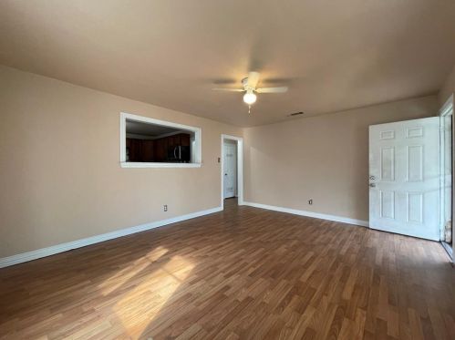 2537 Quentin Ct, Fort Worth TX  76106-6530 exterior