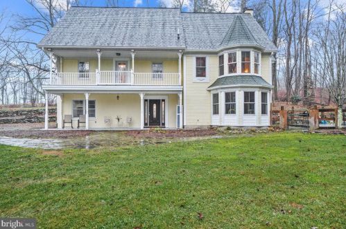 12016 Pleasant Walk Rd, Myersville, MD 21773-9432